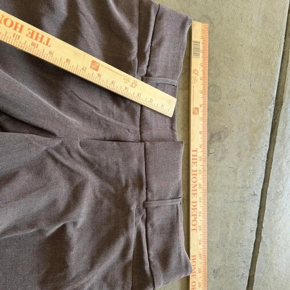 The Unbranded Brand beautiful brown